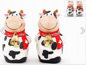 PORCELAIN SALT AND PEPPER SET - COWS