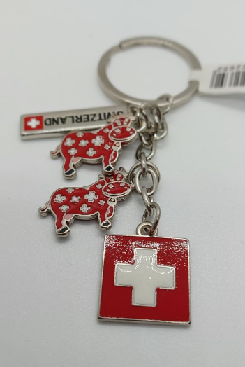 KEYRING WITH SWISS FLAG & COW